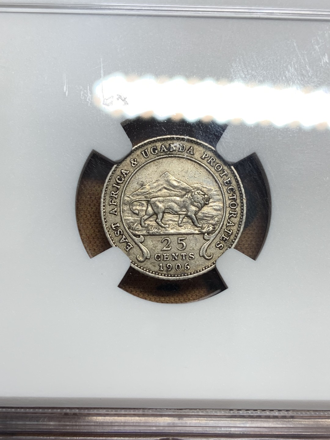 《竞宝斋》第83场-本周日，周一2场连拍（全场不限金额包邮） NGC AU53 英属东非 1906 25分银币  少见品种