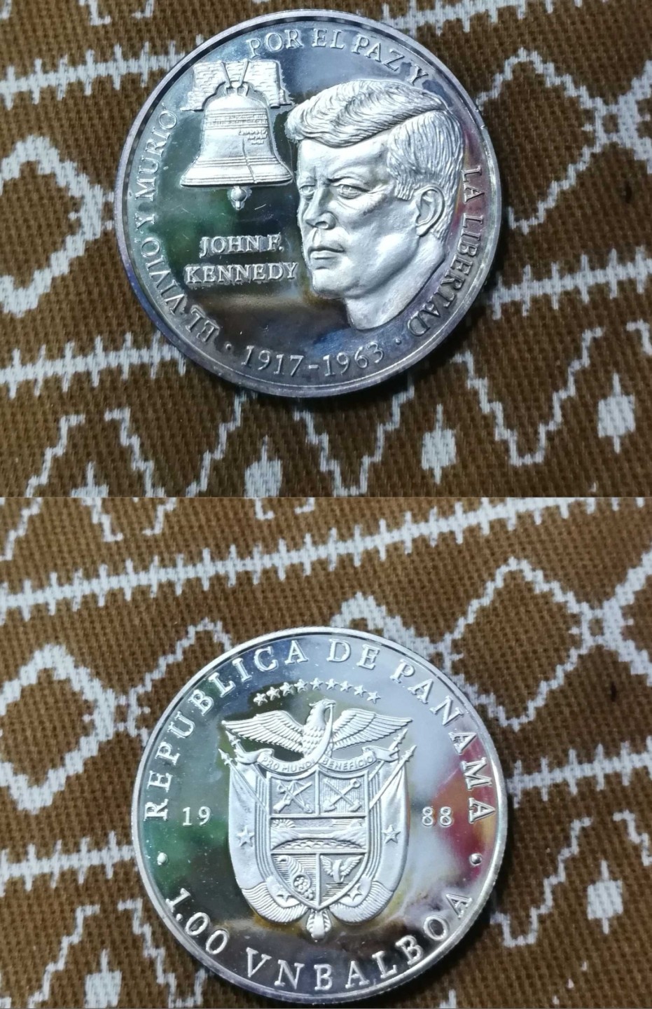 北京马甸外国币专卖微拍第八十三期，外国金银币专场，陆续上新，欢迎关注 1988年巴拿马发行美国总统肯尼迪精制银币 ，重量：15克，成色：999