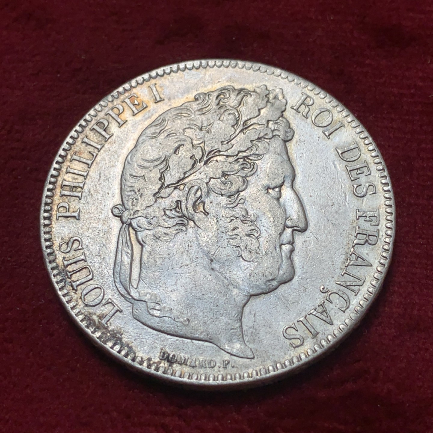 《竞宝斋》第83场-本周日，周一2场连拍（全场不限金额包邮） 法国1842年 菲利普一世 5法郎大银币 细节一流全花枝 裸币中的战斗机