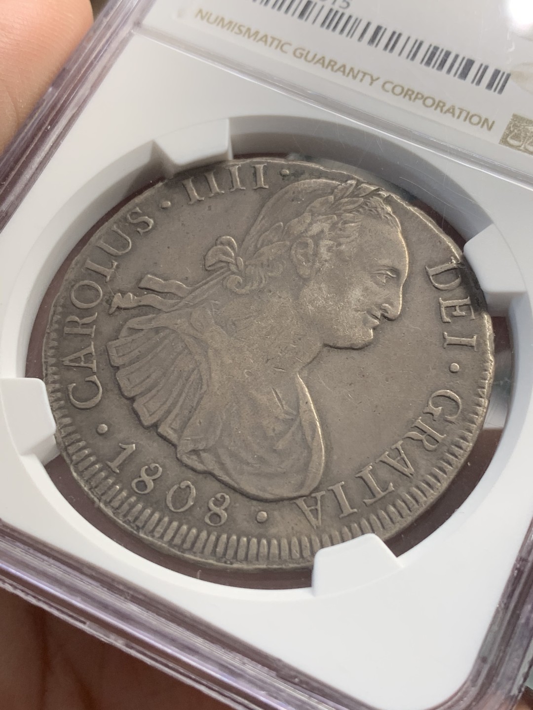 《竞宝斋》第83场-本周日，周一2场连拍（全场不限金额包邮） NGC VF35 老包浆1808年玻利维亚卡洛斯四世双柱8里亚尔银币