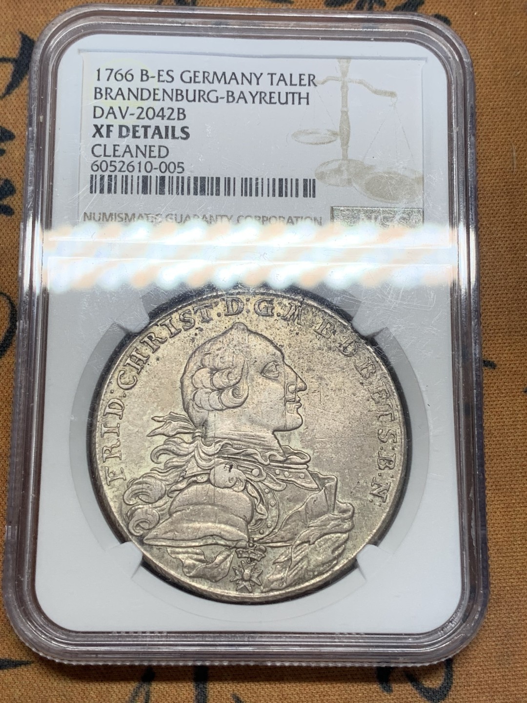《竞宝斋》第84场-本周日，周一2场连拍（全场不限金额包邮） NGC-XF 神圣罗马帝国 勃兰登堡-拜罗伊特 1766年 1泰勒 银币 图案细节清晰 霍亨索伦家族 盔甲头像 双狮扶复杂盾徽