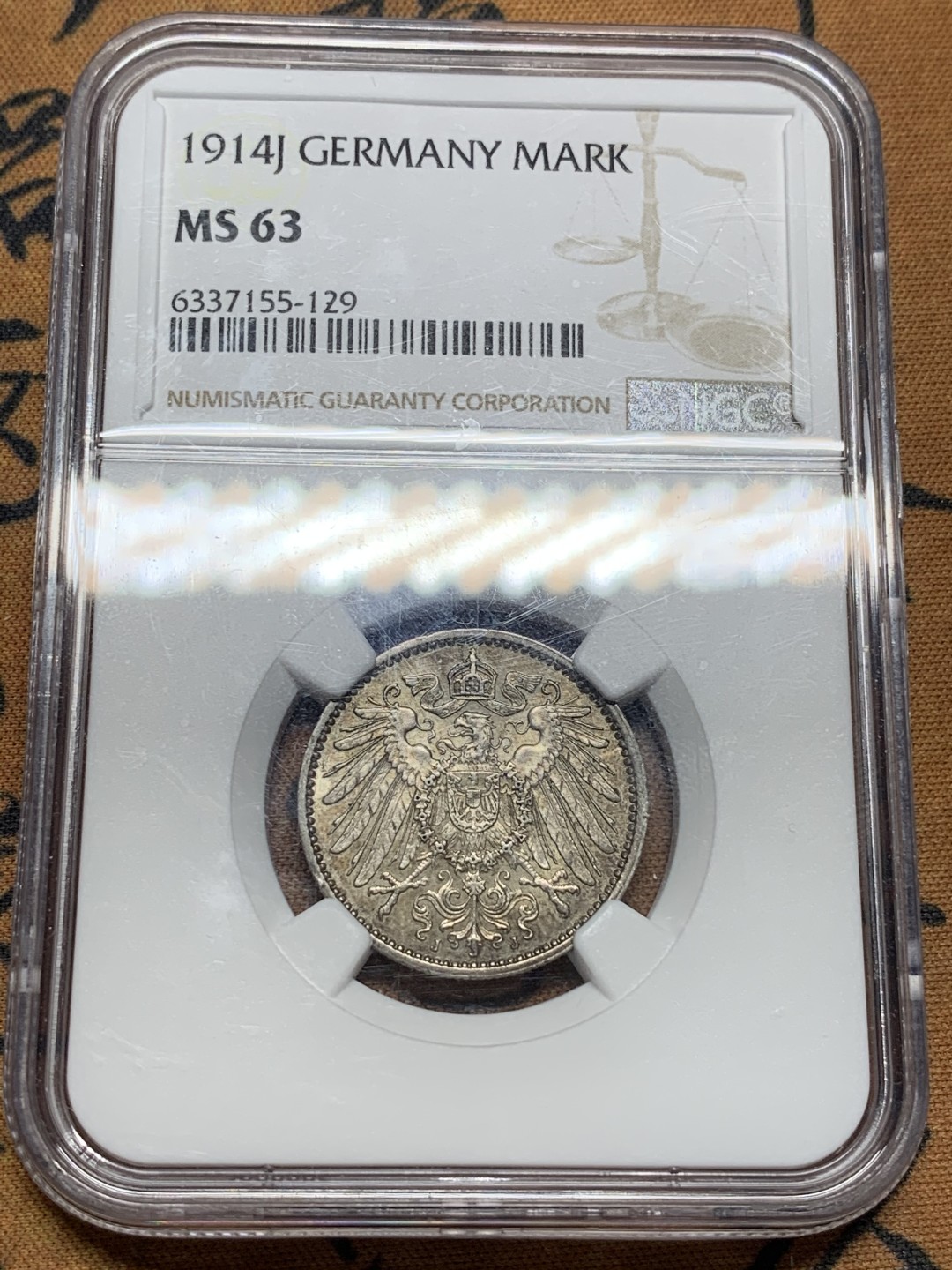 《竞宝斋》第84场-本周日，周一2场连拍（全场不限金额包邮） NGC-MS63 德国 1914年J版 1马克 银币 双面深包浆 