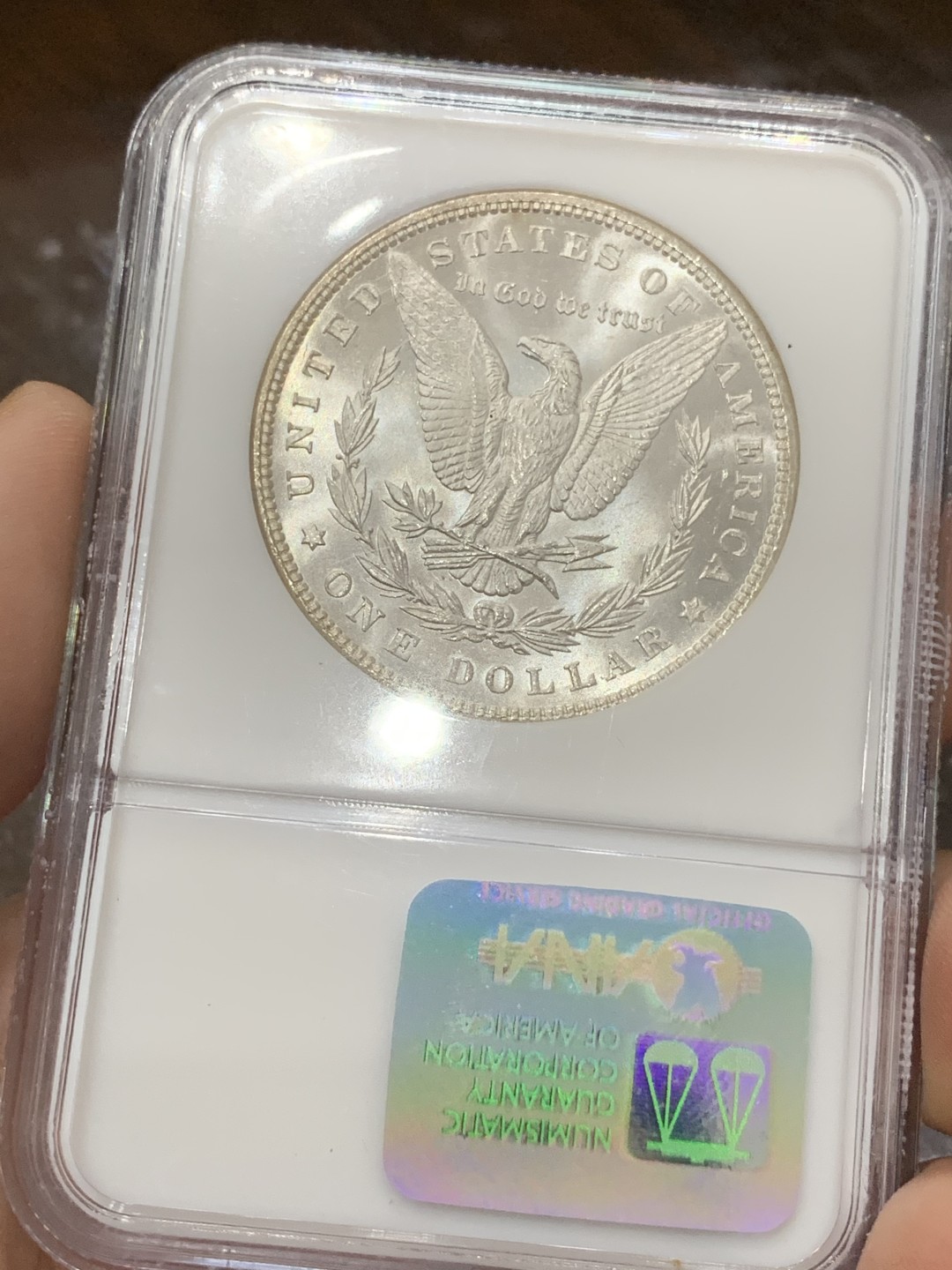 《竞宝斋》第84场-本周日，周一2场连拍（全场不限金额包邮） NGC-MS65 美国 1885年P版 1美元 摩根银币 收藏级摩根，NGC老盒 底板光度宛如丝绸一般顺滑