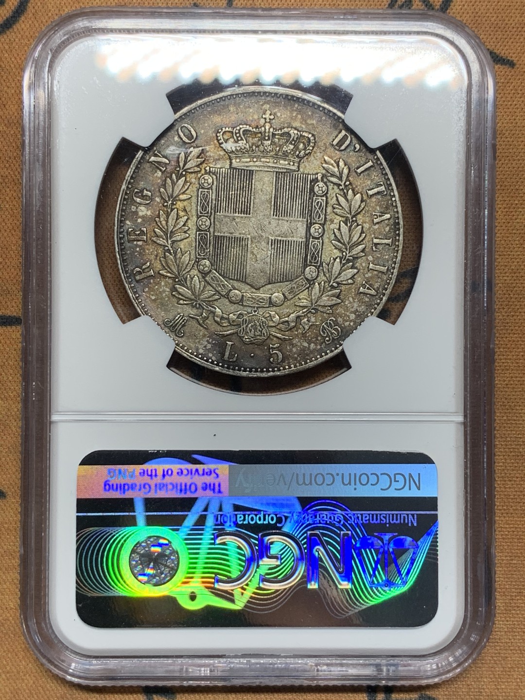 《竞宝斋》第84场-本周日，周一2场连拍（全场不限金额包邮） NGC-AU55 意大利1874年 艾曼纽尔二世 5里拉大银币 原味包浆