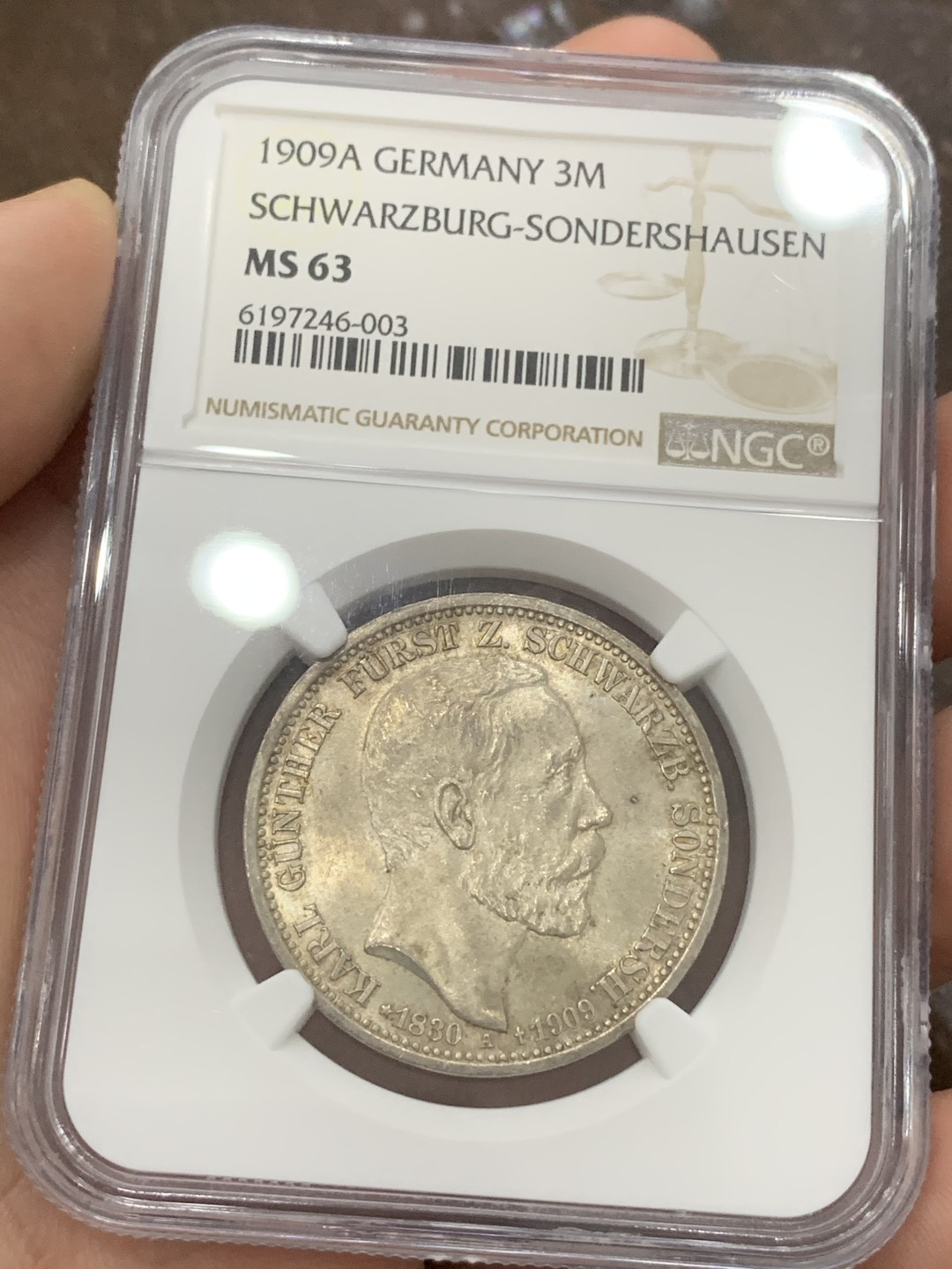 《竞宝斋》第84场-本周日，周一2场连拍（全场不限金额包邮） NGC-MS63 德国 施瓦茨堡松得斯豪森 1909年 3马克 银币 卡尔甘特尔 黄油彩包浆 难得一见