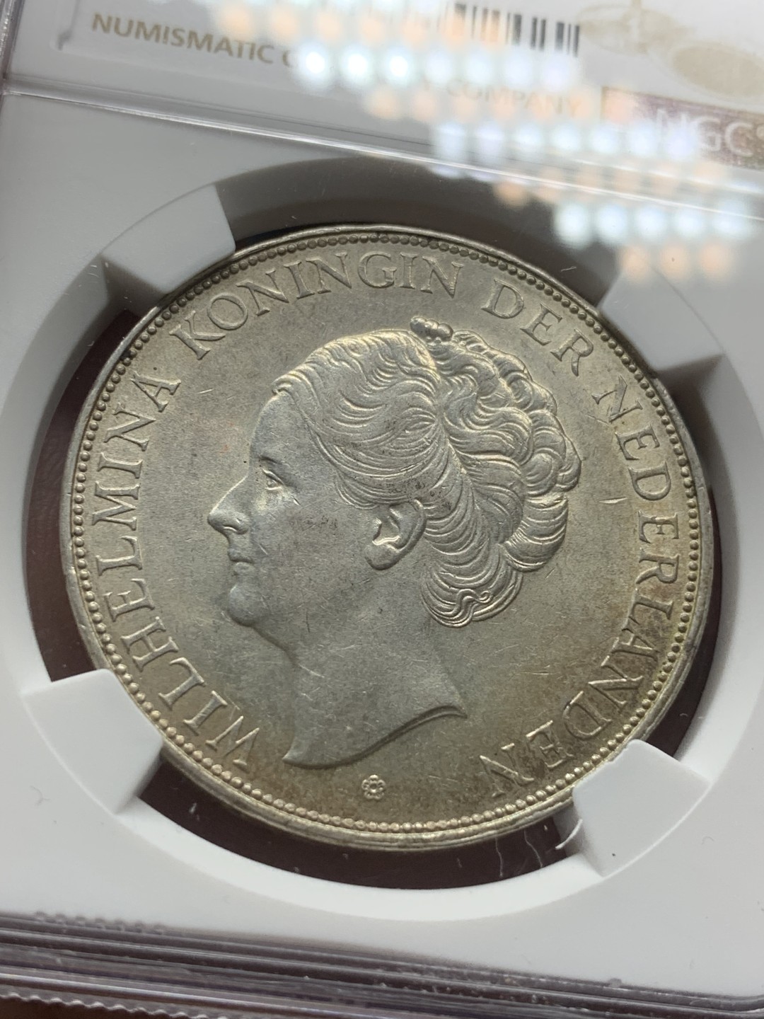 《竞宝斋》第84场-本周日，周一2场连拍（全场不限金额包邮） NGC-MS61 荷兰1939年 威廉米娜女王 2.5盾大银币 原光好品