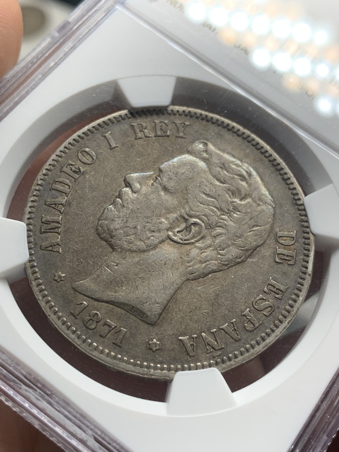 《竞宝斋》第84场-本周日，周一2场连拍（全场不限金额包邮） NGC-XF45 西班牙 1871（75）年 阿玛迪奥一世 5比塞塔双柱银币 双面深包浆