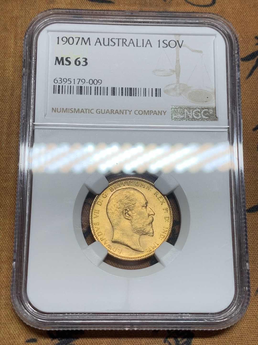 《竞宝斋》第84场-本周日，周一2场连拍（全场不限金额包邮） NGC-MS63 英属澳大利亚1907年 爱德华七世 1SOV 马剑金币 少见品种