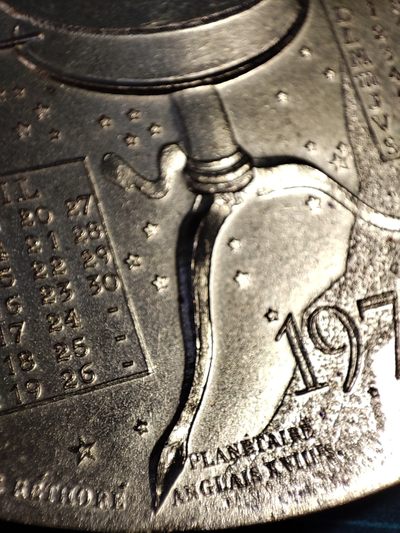 gush小明220811 法国1975日历镀金大铜章 一些小锈斑和小磕碰