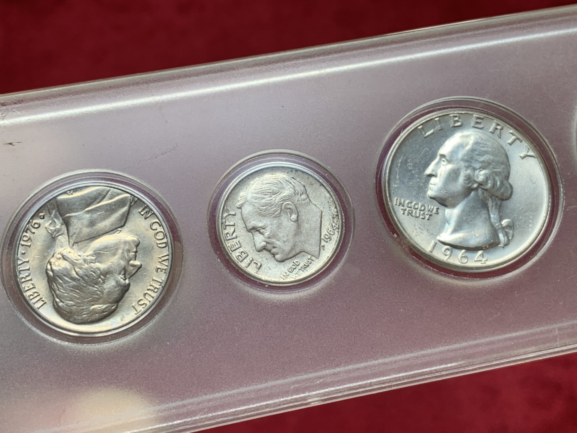 《竞宝斋》第84场-本周日，周一2场连拍（全场不限金额包邮） 美国早期6枚套币 含4枚高值银币 和平银币为1927年s版（特年） 