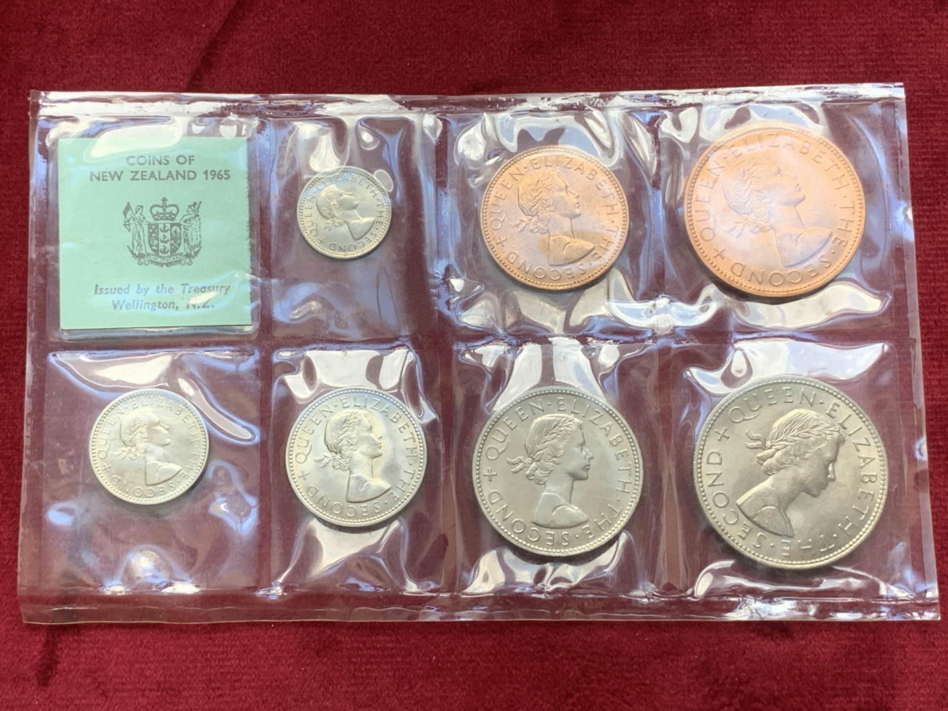 《竞宝斋》第84场-本周日，周一2场连拍（全场不限金额包邮） 1965年新西兰原封套币 最后的12进制套币 可评级品相