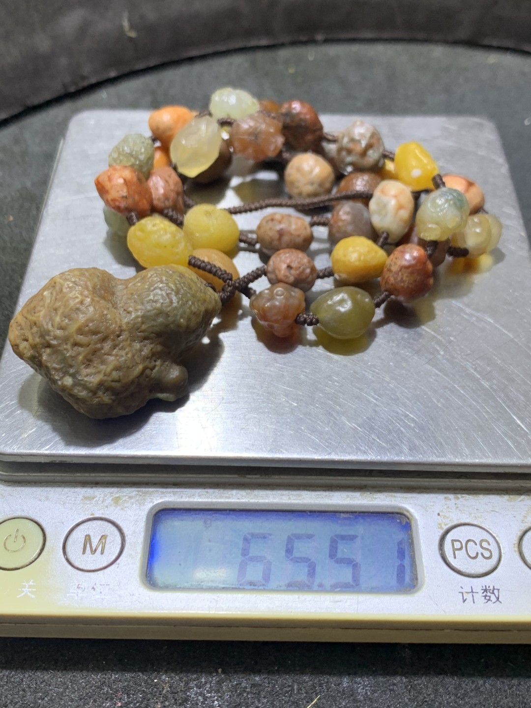 精美戈壁多彩筋脉石大吊坠项链一条！