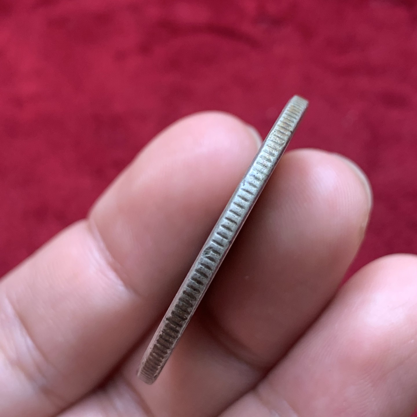 《竞宝斋》第84场-本周日，周一2场连拍（全场不限金额包邮） 菲律宾 1907年 打铁 1比索银币 原味包浆