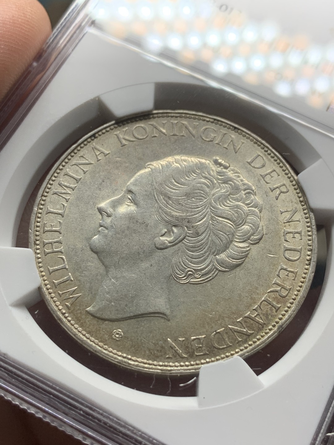 《竞宝斋》第84场-本周日，周一2场连拍（全场不限金额包邮） NGC-MS61 荷兰1939年 威廉米娜女王 2.5盾大银币 原光好品