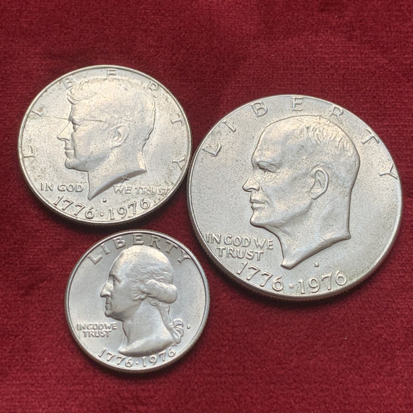 《竞宝斋》第84场-本周日，周一2场连拍（全场不限金额包邮） 美国1976年建国200周年纪念币三枚 原光好品