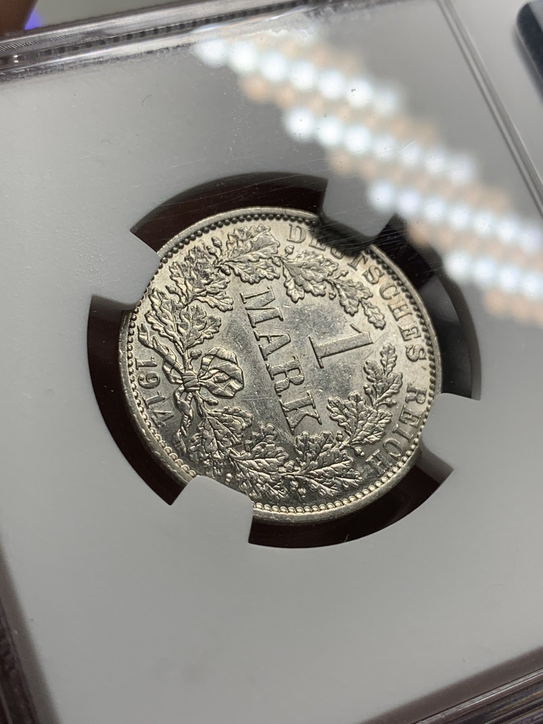 《竞宝斋》第84场-本周日，周一2场连拍（全场不限金额包邮） NGC-MS60 德国1914年A版1马克。少见分数。