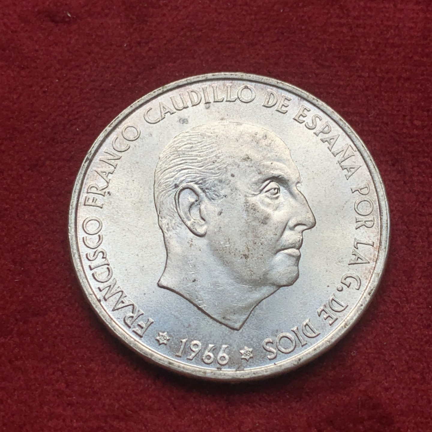 《竞宝斋》第84场-本周日，周一2场连拍（全场不限金额包邮） 西班牙 1966年 弗朗哥 100比塞塔 银币 unc