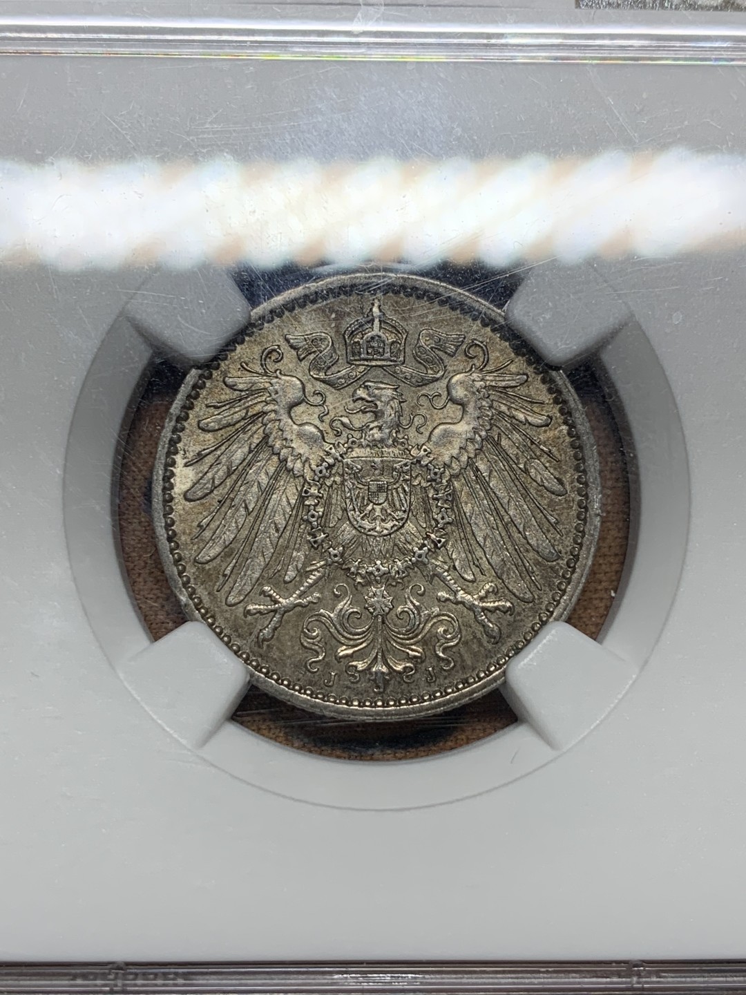 《竞宝斋》第84场-本周日，周一2场连拍（全场不限金额包邮） NGC-MS63 德国 1914年J版 1马克 银币 双面深包浆 