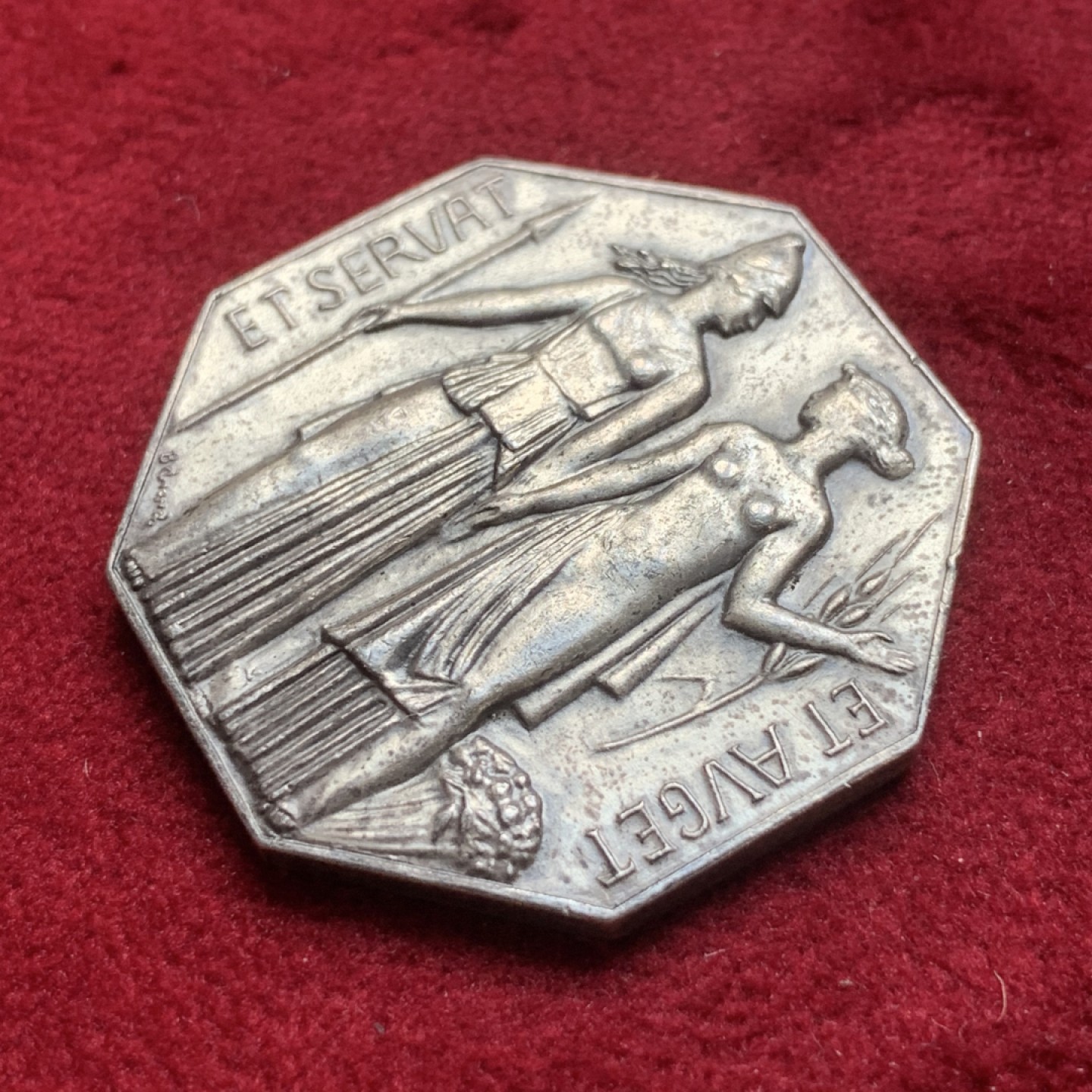 《竞宝斋》第84场-本周日，周一2场连拍（全场不限金额包邮） 法国 1958年巴黎股票经纪人公司八角银章,19.4克 对角34mm 丰饶角AR边铭