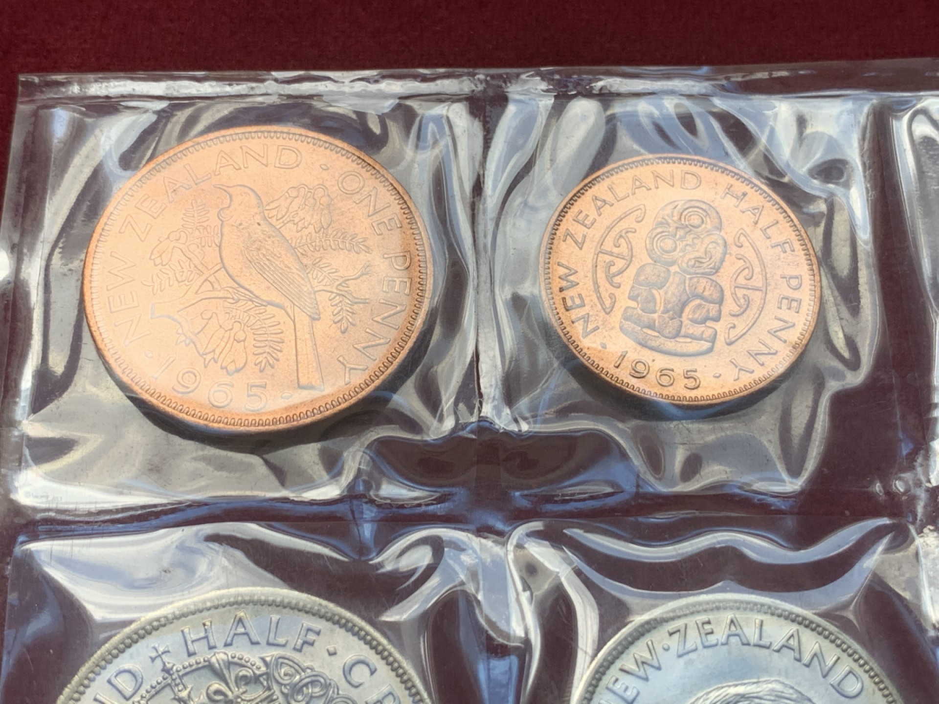 《竞宝斋》第84场-本周日，周一2场连拍（全场不限金额包邮） 1965年新西兰原封套币 最后的12进制套币 可评级品相