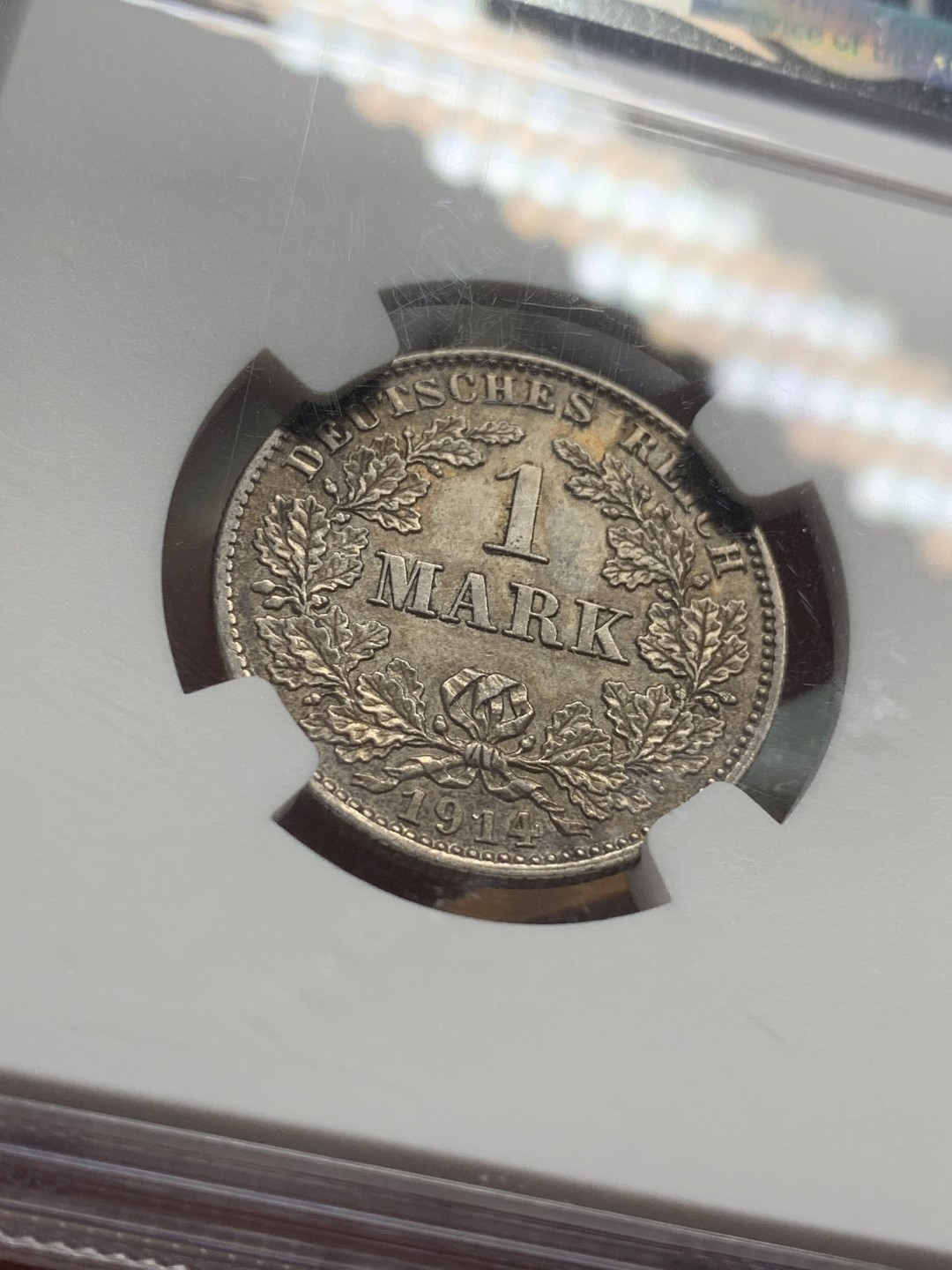 《竞宝斋》第84场-本周日，周一2场连拍（全场不限金额包邮） NGC-MS63 德国 1914年J版 1马克 银币 双面深包浆 