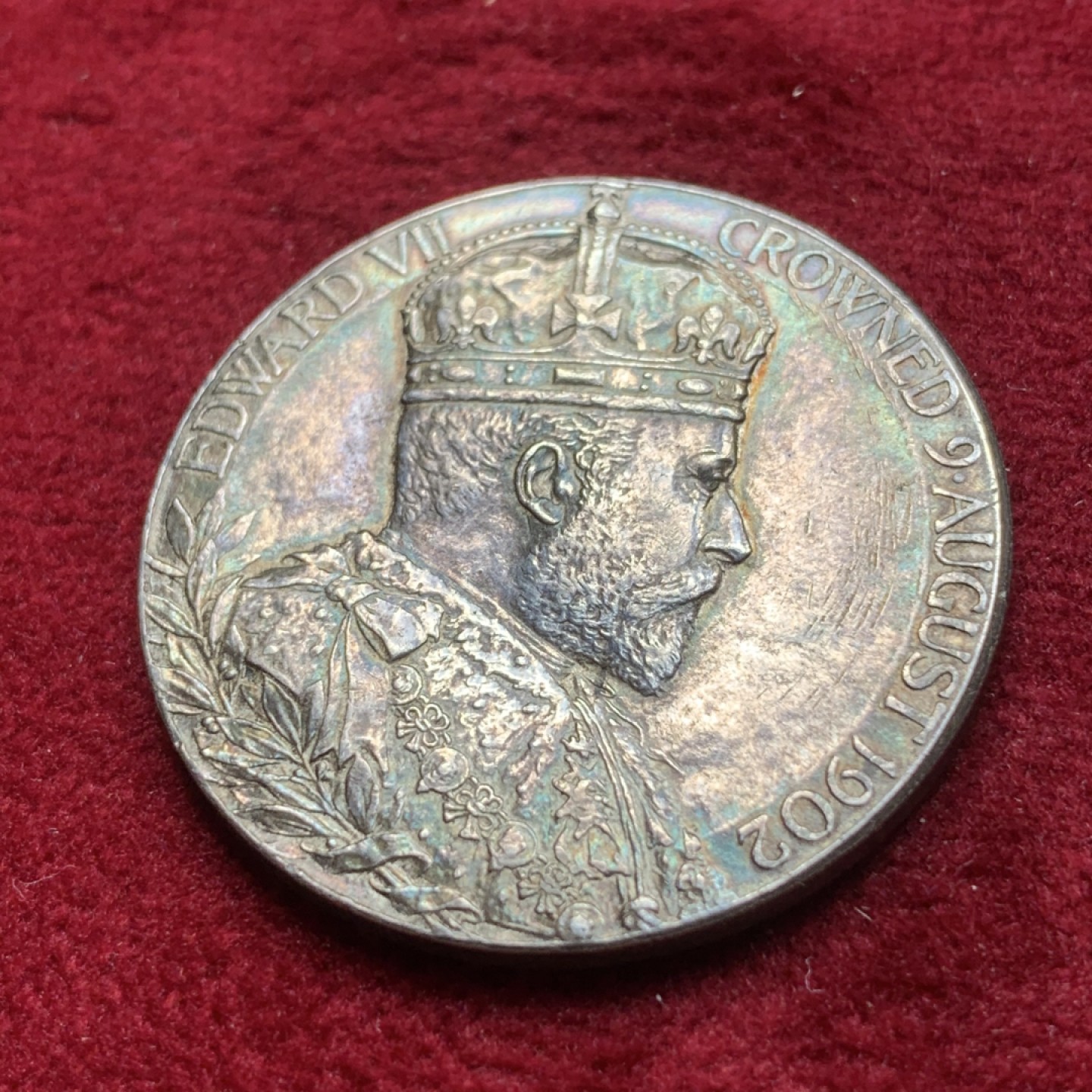 《竞宝斋》第84场-本周日，周一2场连拍（全场不限金额包邮） 英国 1902年 爱七 纪念 银章 12.7克 30.9mm 原味包浆 保存的不错