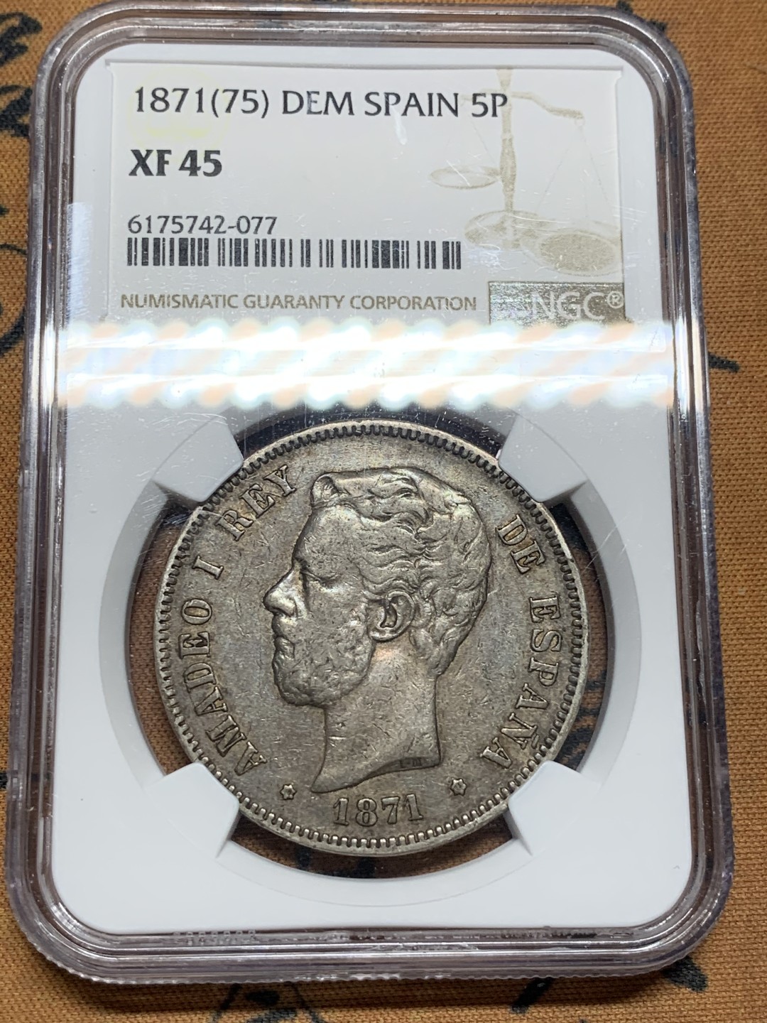 《竞宝斋》第84场-本周日，周一2场连拍（全场不限金额包邮） NGC-XF45 西班牙 1871（75）年 阿玛迪奥一世 5比塞塔双柱银币 双面深包浆