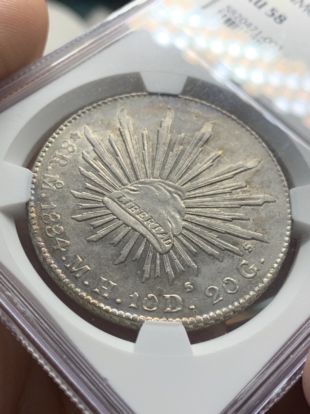 《竞宝斋》第84场-本周日，周一2场连拍（全场不限金额包邮） NGC-AU58 墨西哥 1884-Mo 8里亚尔 鹰洋 银币 光泽非常漂亮