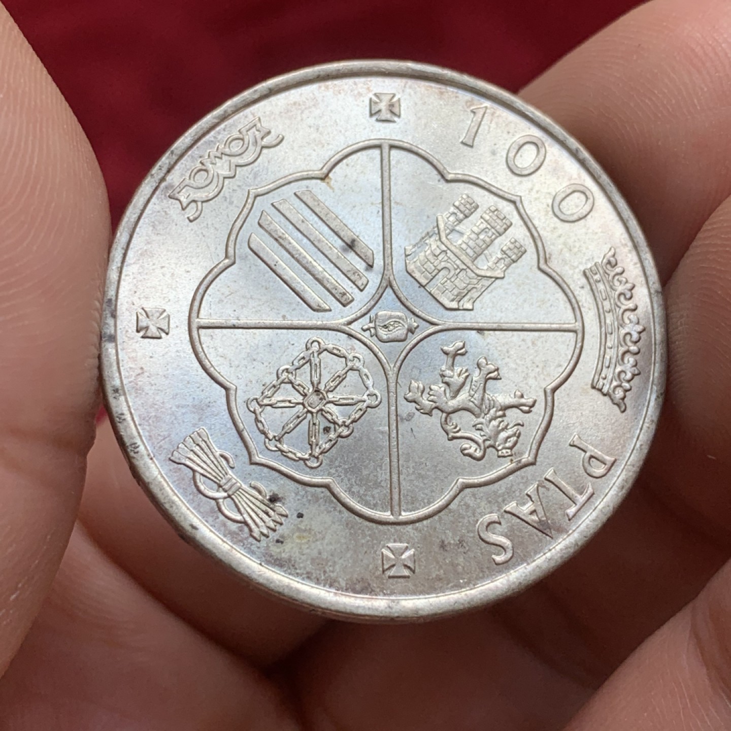 《竞宝斋》第84场-本周日，周一2场连拍（全场不限金额包邮） 西班牙 1966年 弗朗哥 100比塞塔 银币 unc