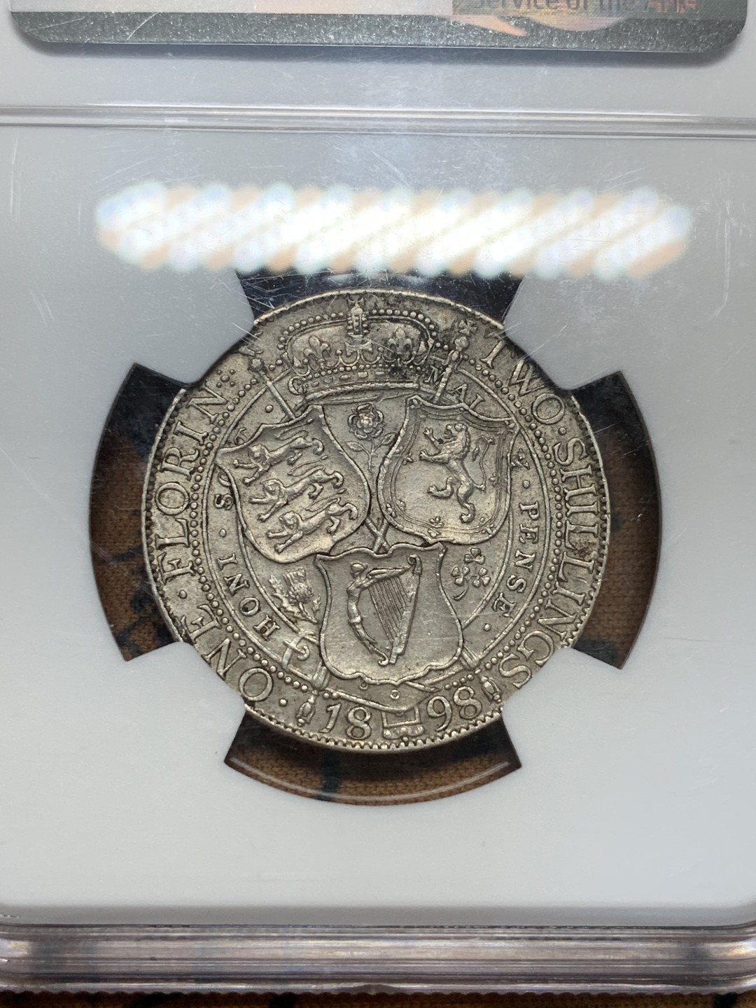 《竞宝斋》第84场-本周日，周一2场连拍（全场不限金额包邮） NGC-MS61 英国 1898年 老维披纱2先令 银币 原味包浆