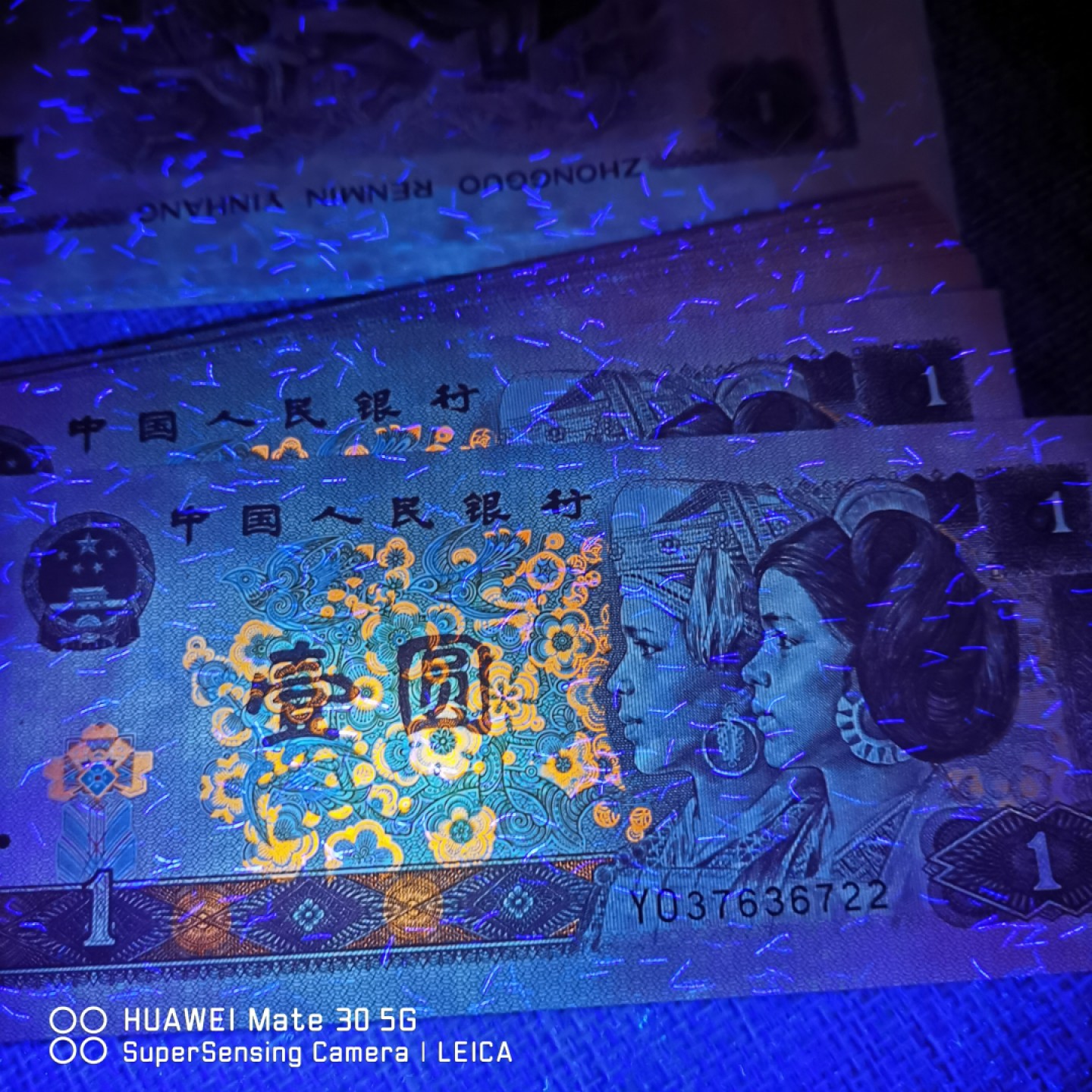  千家独有！YO超密丝世界里的极品！最新流水！YO3763闪亮登场！300丝上下的顶级货！十张有9张都是雷达号！老铁们自己看拍品实图，品相也难得的好！金字塔尖的明珠！仅有的一刀懒得评级了，因为张张都是顶级丝！运气好了甚至可以拍到330丝以上劳斯莱丝！而能够以捡漏价拥有如此高端货，且不断发现新流水的，唯有千家竞拍全世界最为纯净的拍场 YO超密丝世界里的顶端货！最新流水！YO37636731！雷达号！老铁们自己看实拍图，目测都在300丝上下！运气好了甚至可以拍到330丝以上的劳斯莱丝！超密丝里的最亮桃花，品相也难得的好！拥有他，是你在千家竞拍才有的幸福！