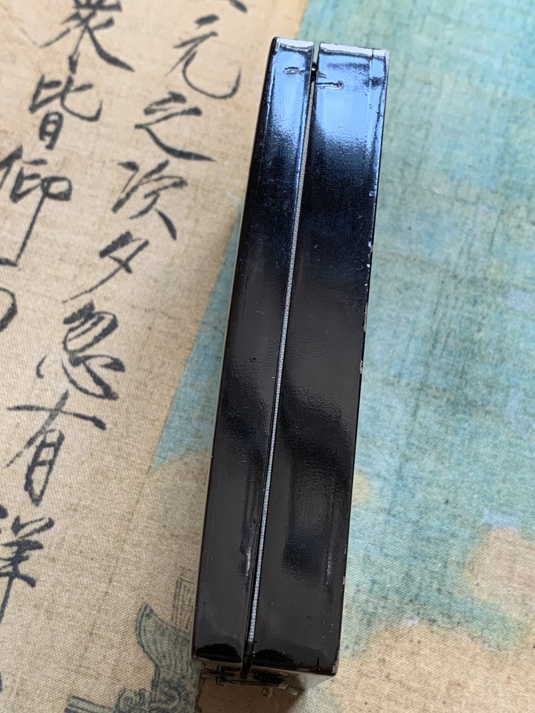 《竞宝斋》第84场-本周日，周一2场连拍（全场不限金额包邮） 蒙古 联合自治政府肇建功劳章 顶级未留通状态 带原盒