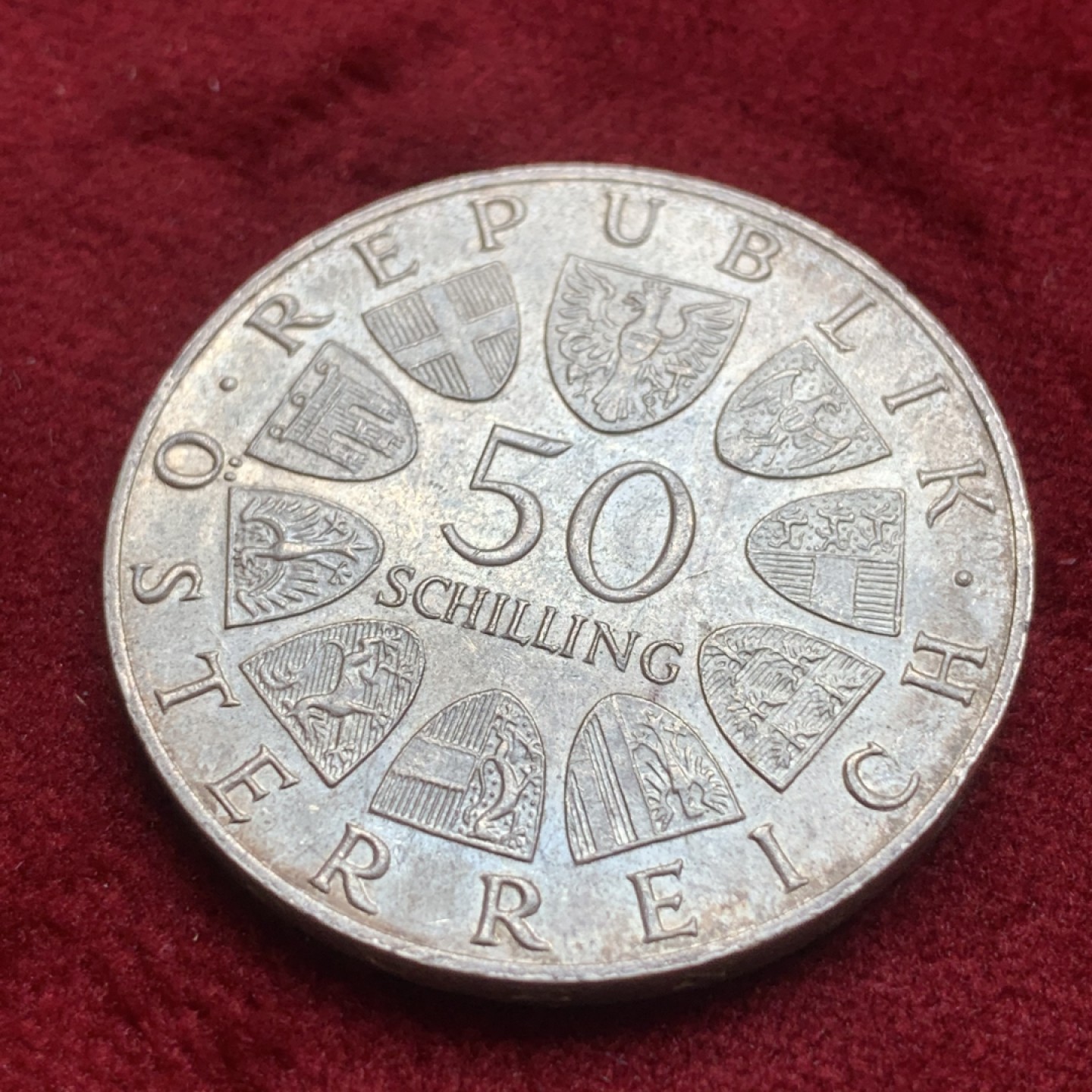《竞宝斋》第84场-本周日，周一2场连拍（全场不限金额包邮） 奥地利 1972年 奥地利国家银行 150周年 50先令 银币