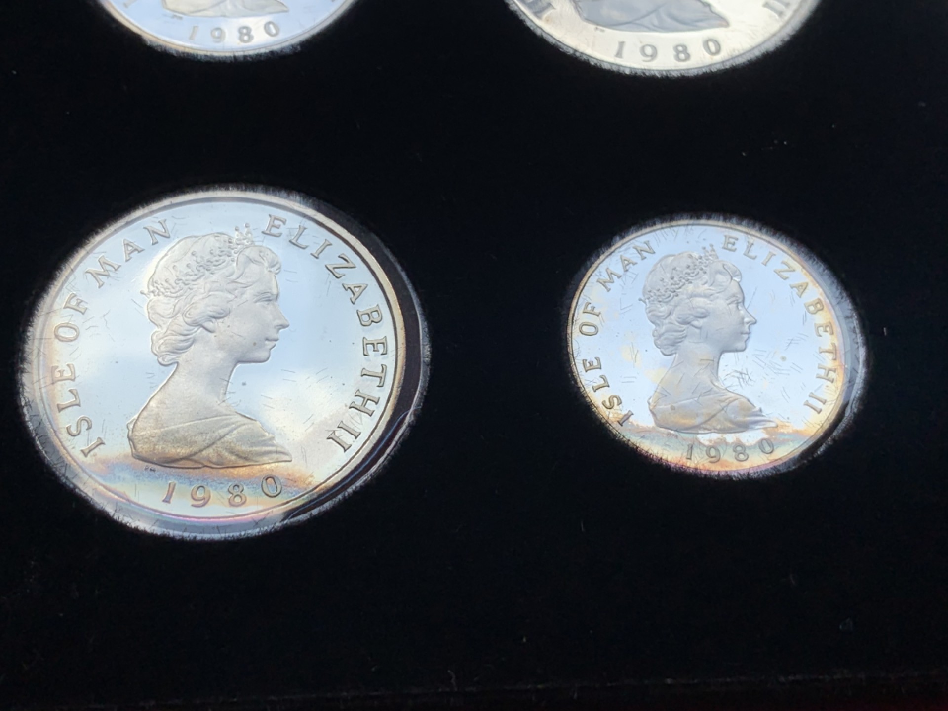 《竞宝斋》第84场-本周日，周一2场连拍（全场不限金额包邮） PROOF原盒装证书英属马恩岛1980年7枚套币（全银）