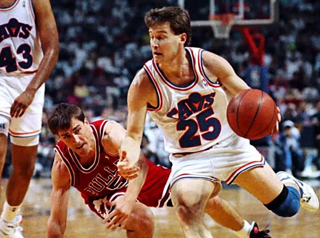 零元拍：罚球王 NBA两次3分王 创奇射手马克普莱斯 亲笔签名球衣，此人签字球衣极少 又是JSA认证，带证书，稀有藏品