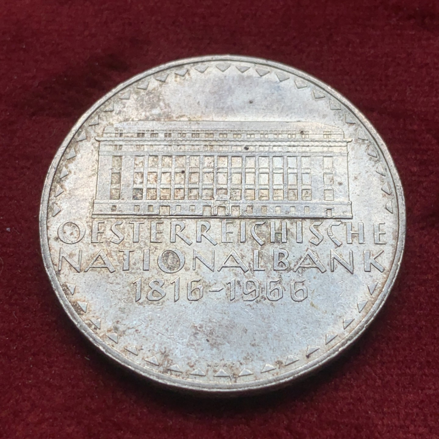 《竞宝斋》第84场-本周日，周一2场连拍（全场不限金额包邮） 奥地利 1972年 奥地利国家银行 150周年 50先令 银币