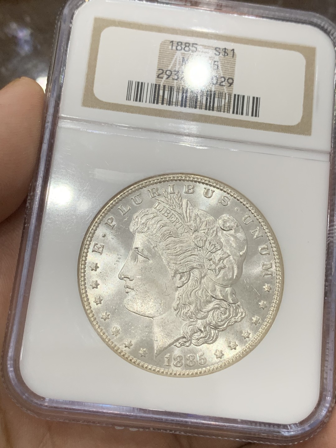 《竞宝斋》第84场-本周日，周一2场连拍（全场不限金额包邮） NGC-MS65 美国 1885年P版 1美元 摩根银币 收藏级摩根，NGC老盒 底板光度宛如丝绸一般顺滑