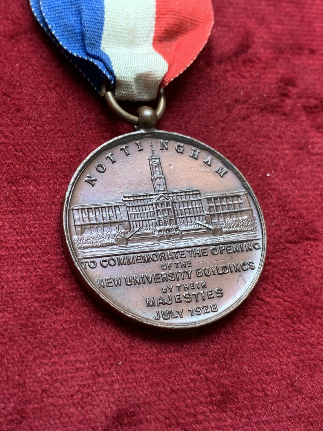 《竞宝斋》第84场-本周日，周一2场连拍（全场不限金额包邮） 1928年英国乔治五世和玛丽皇后铜质奖章 整体状态不错