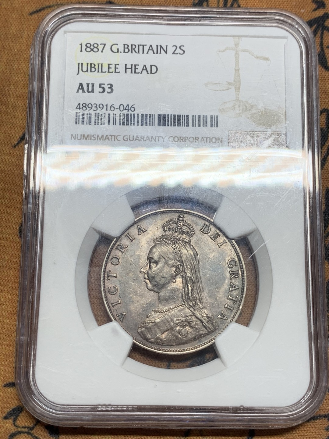 《竞宝斋》第84场-本周日，周一2场连拍（全场不限金额包邮） NGC AU53 英国 维多利亚女王 1887年 福林 银币 原味包浆