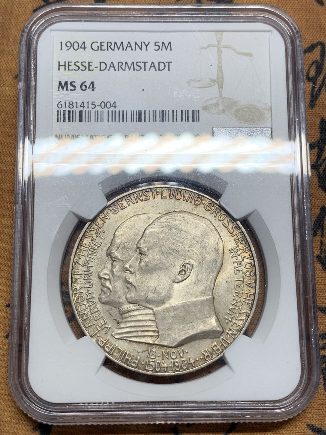 《竞宝斋》第84场-本周日，周一2场连拍（全场不限金额包邮） 高分 NGC MS64 德国 1904年 黑森达 姆施塔特400周年纪念5马克 银币