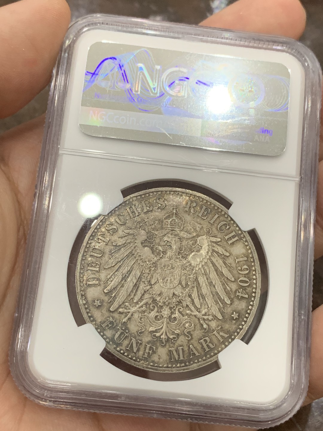 《竞宝斋》第84场-本周日，周一2场连拍（全场不限金额包邮） 高分 NGC MS64 德国 1904年 黑森达 姆施塔特400周年纪念5马克 银币