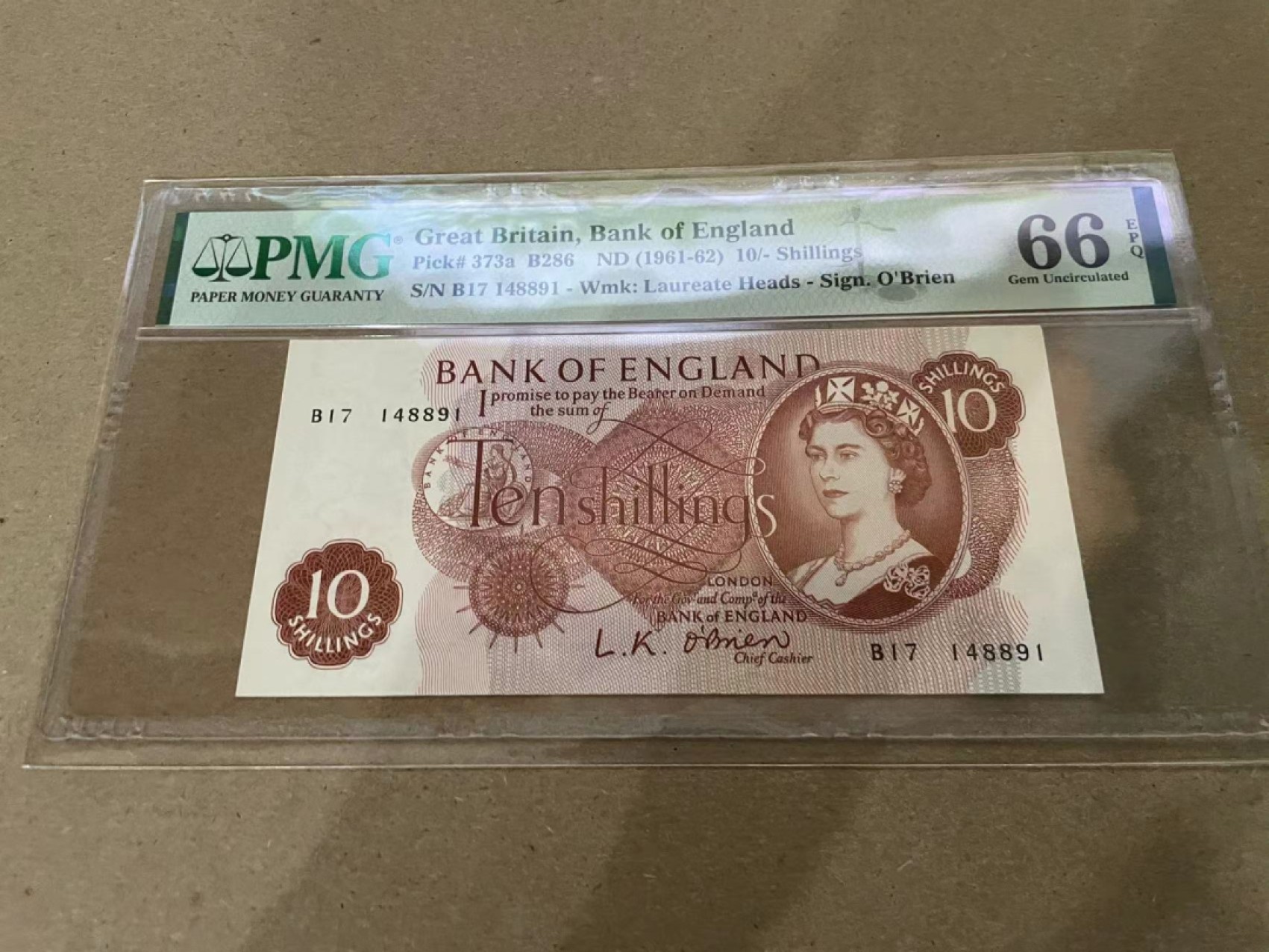 【Blue Auction】✨世界纸币精拍第213期 【精】 英国 1961-62年10先令 PMG66EPQ 