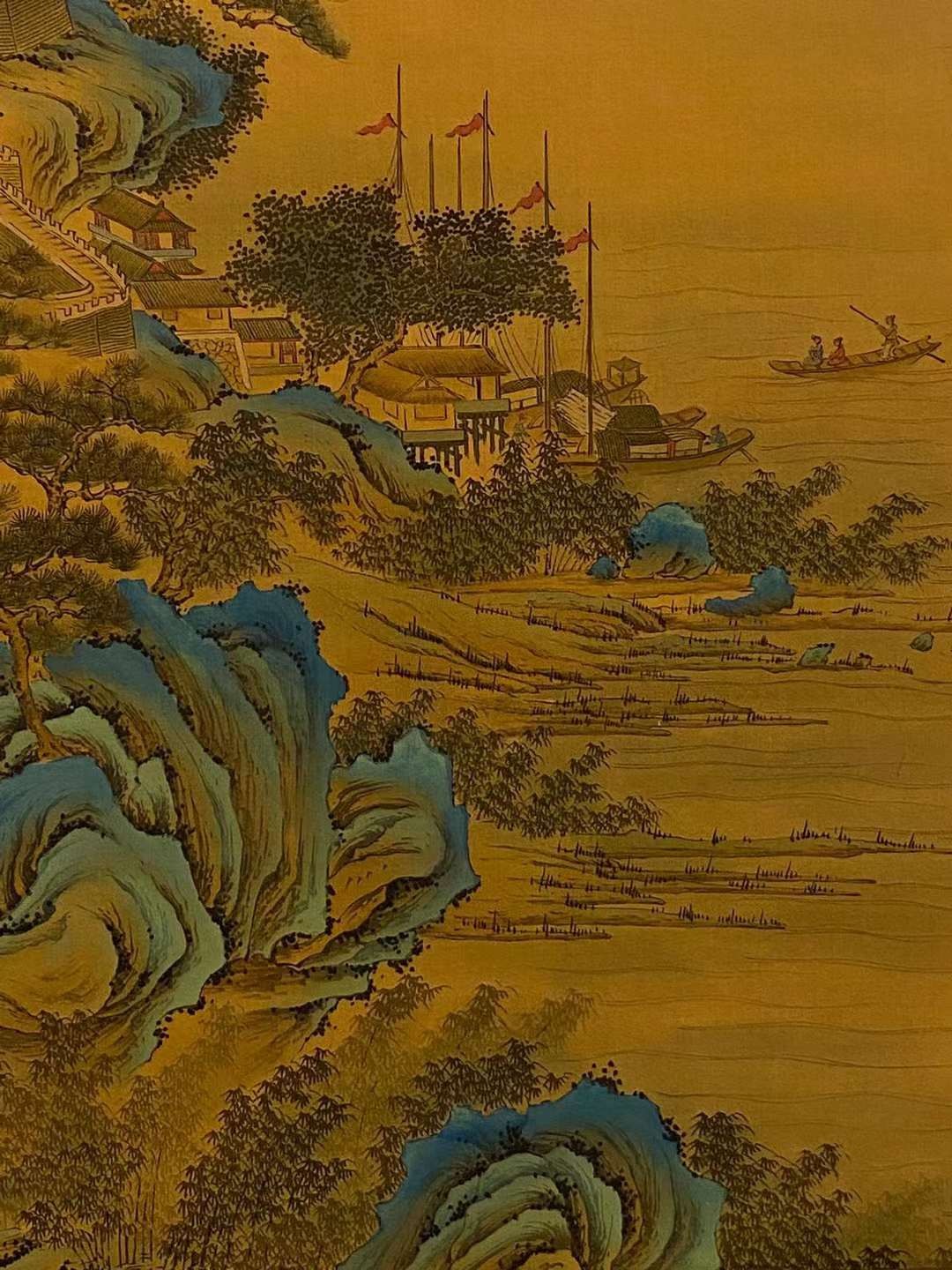 仇英绢本山水立轴