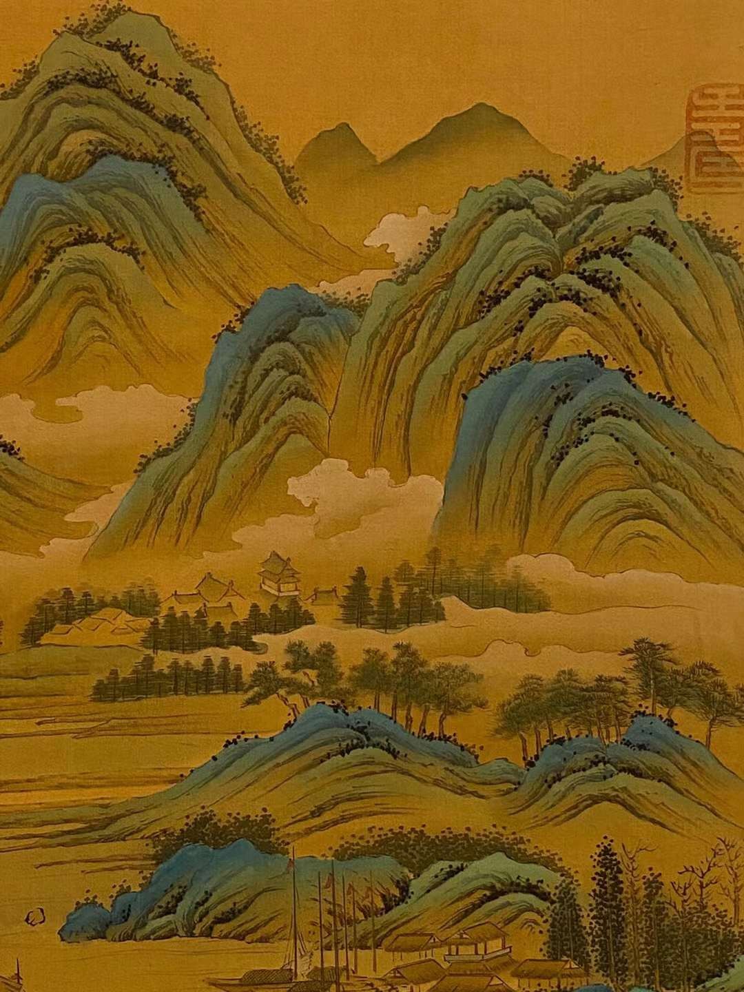 仇英绢本山水立轴
