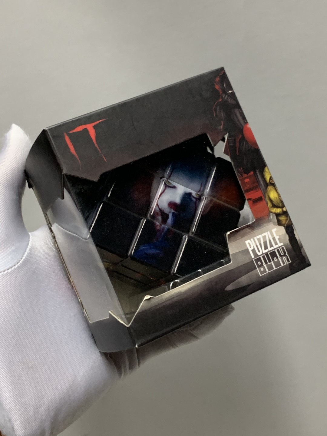零元拍：Mezco Toyz 蚂蚁/ Puzzle Blox 3D组合益智游戏魔方：《小丑回魂》跳舞小丑潘尼怀斯 “它”，全新未拆。