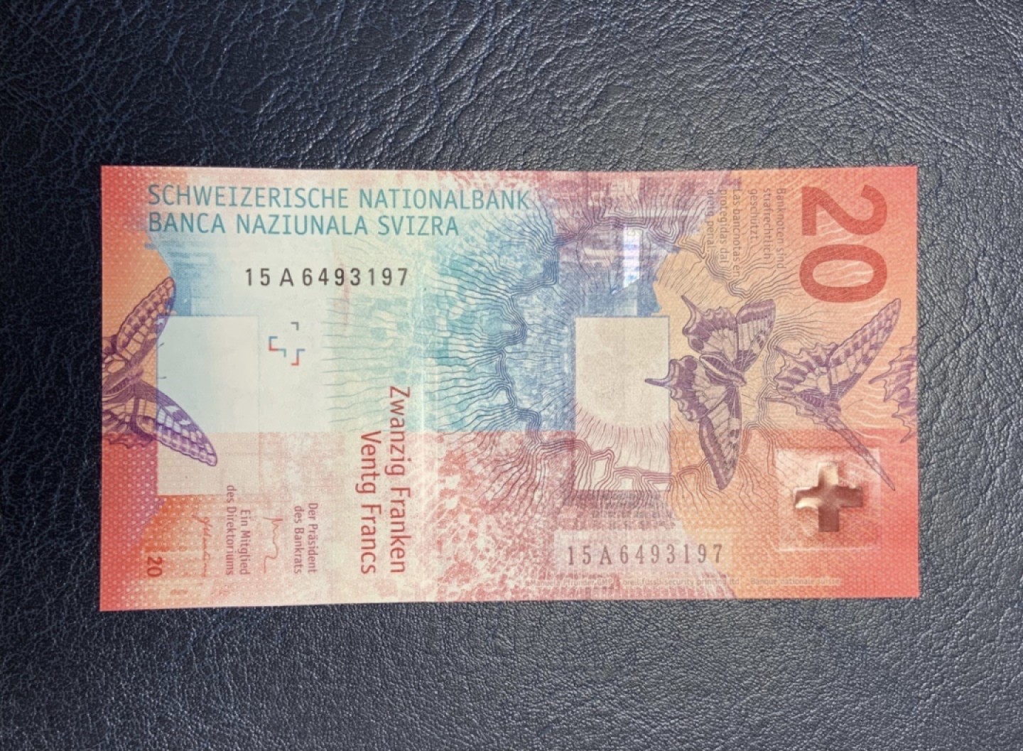 收藏联盟Quantum Auction 第184期拍卖(已更新) 瑞士2015年20法郎 品相全新UNC 首年份A冠 多面的瑞士之光科技