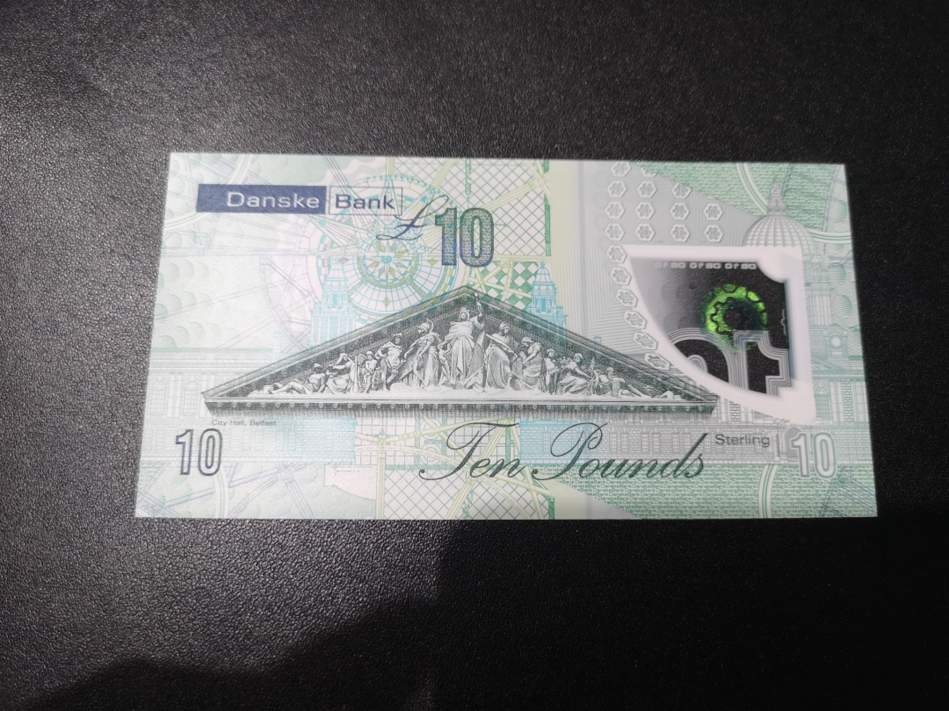 《外钞收藏家》第一百九十五期 2017年北爱尔兰丹斯克银行10镑 AA冠 全新UNC