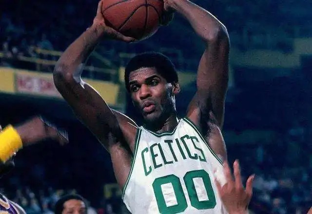 零元拍：凯尔特名宿 NBA75大 酋长 罗伯特帕里什 铭文签字球衣 签了03名人堂Beckett 保真证书 HP签名球衣福盒系列