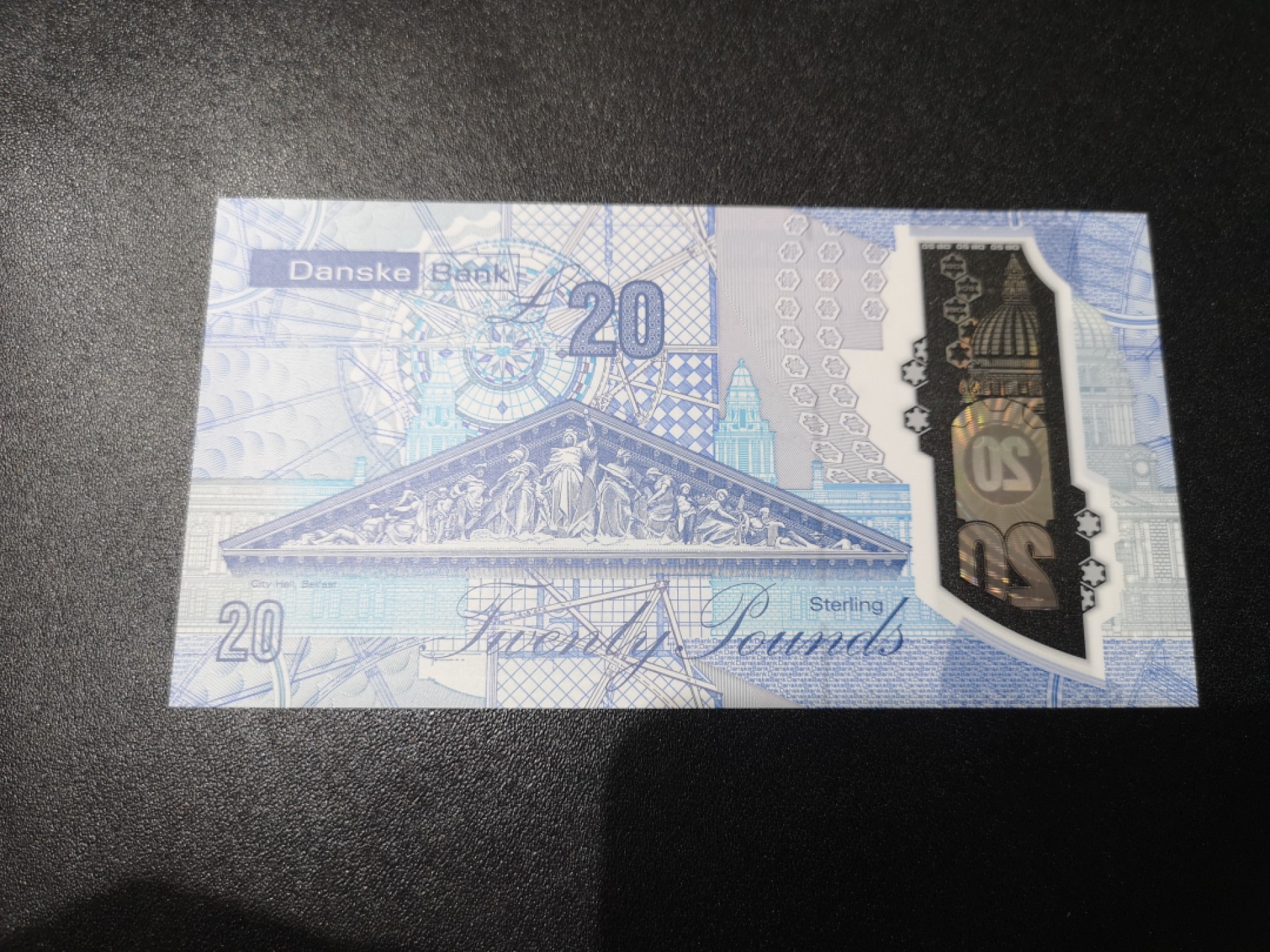 《外钞收藏家》第一百九十五期 2019年北爱尔兰丹斯克银行20镑 AA冠 全新UNC
