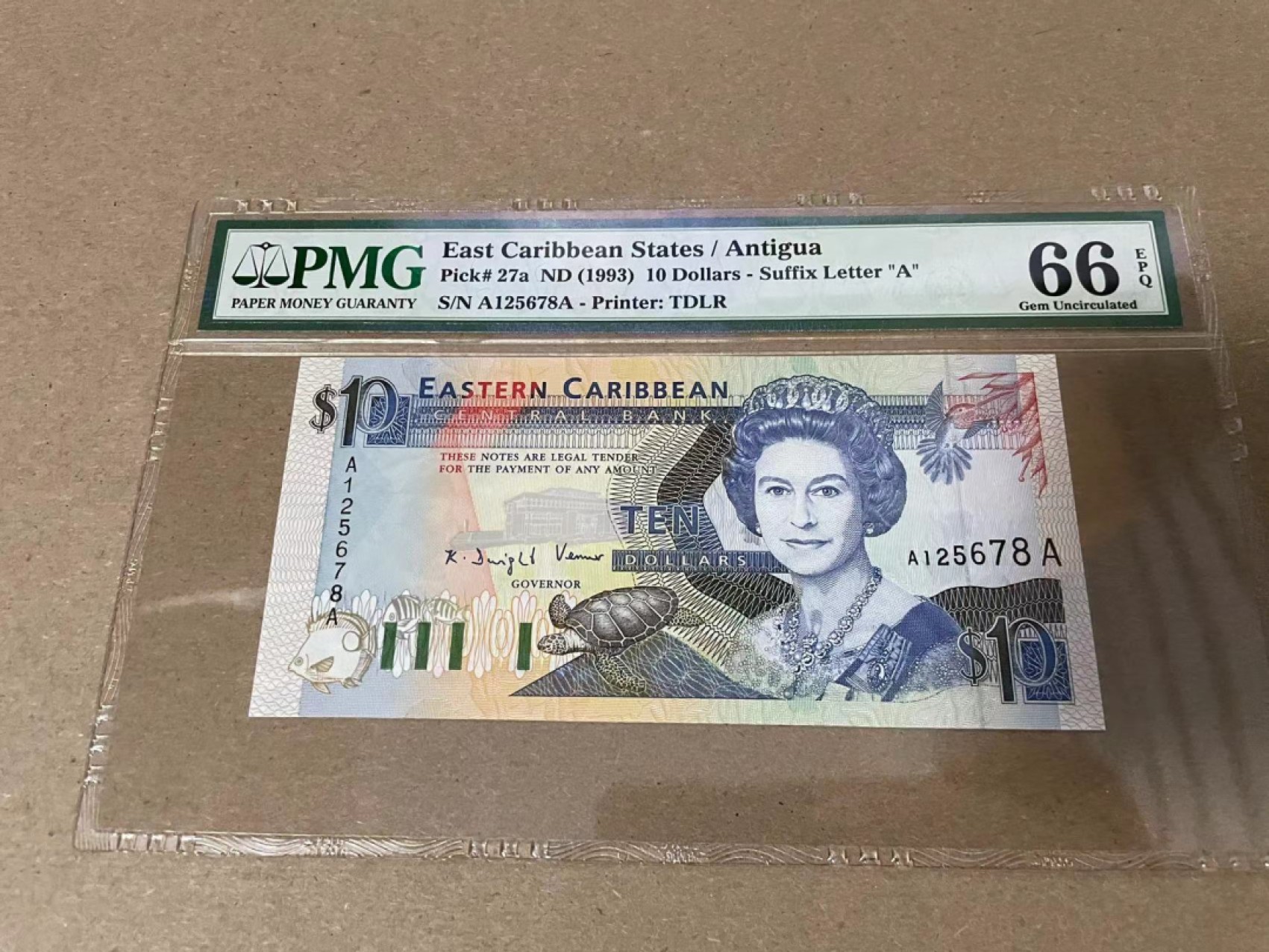 【Blue Auction】✨世界纸币精拍第214期 【精】 【AA冠】东加勒比 1993年10元 PMG66EPQ